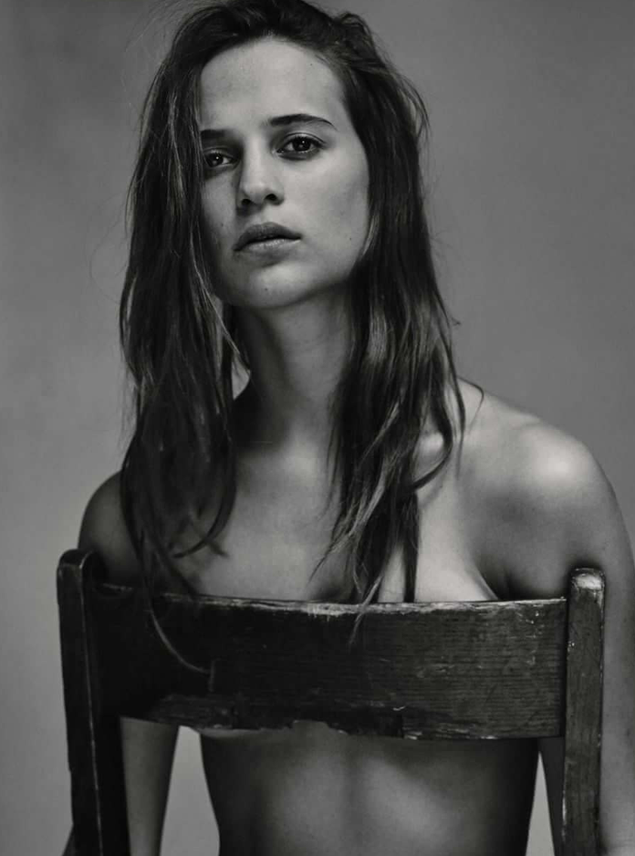 Alicia-Vikander-11